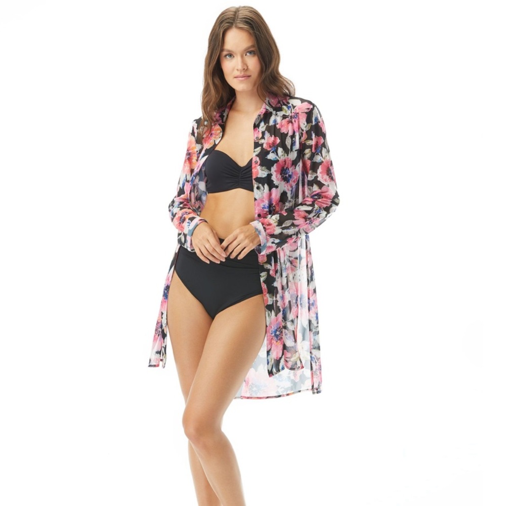 Carmen Marc Valvo Cover up